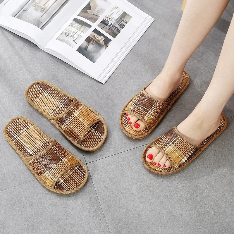 New Bamboo Rattan Summer Women's Slippers Breathable Couple Sandals Soft Sole Anti-Slip Indoor Home Beach Shoes for Woman /Men