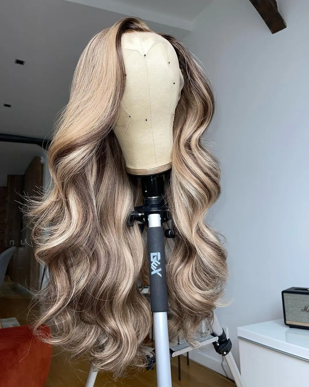 Preplucked Hairline Free Part Wig Premium Fibre Synthetic Lace Front Wig Ash Blonde Balayage Highlights Long Wavy Wig 26''