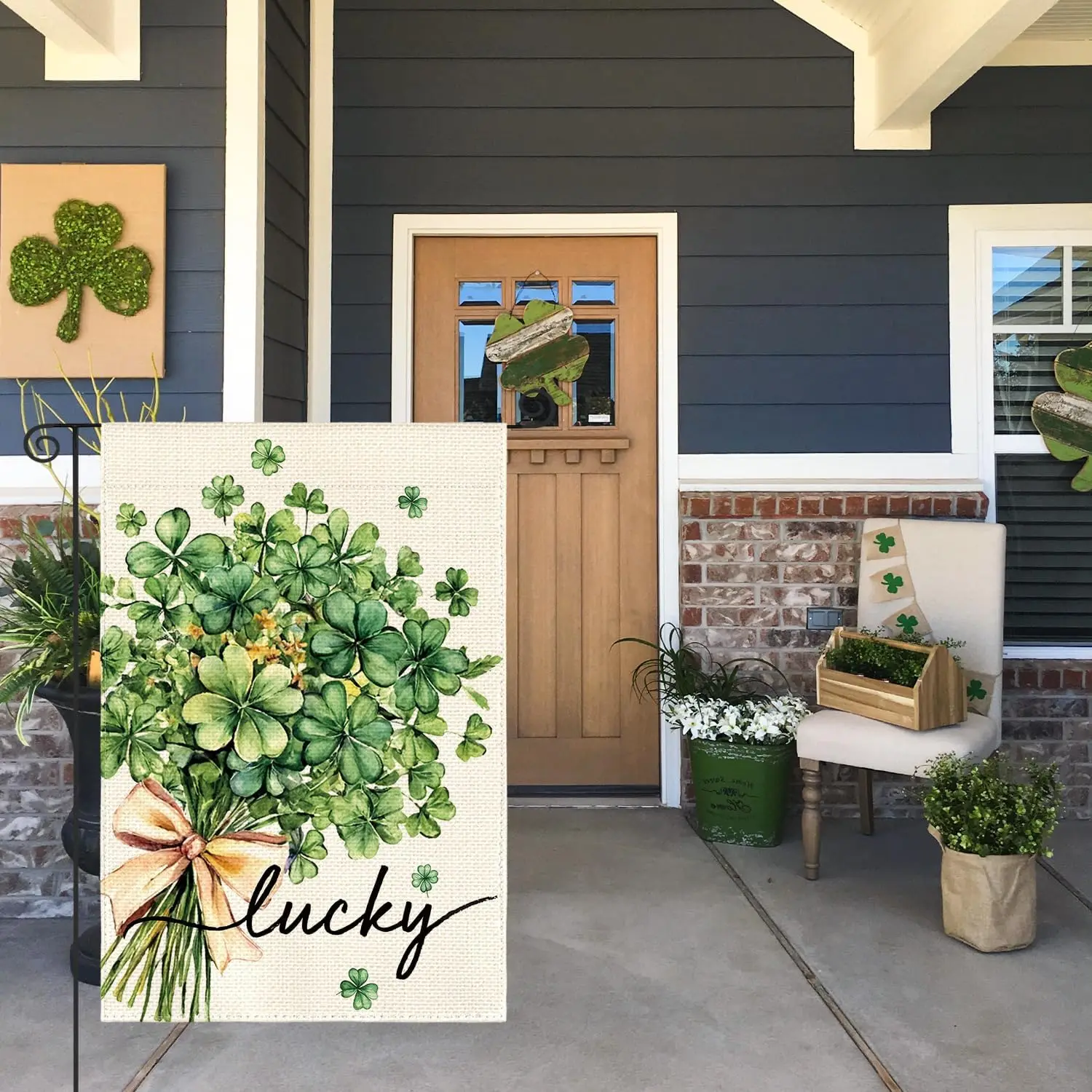AVOIN colorlife St Patricks Day Garden Flag 12x18 Inch Double Sided Outside, Floral Lucky Shamrocks Clovers Yard Outdoor Fla EEZ