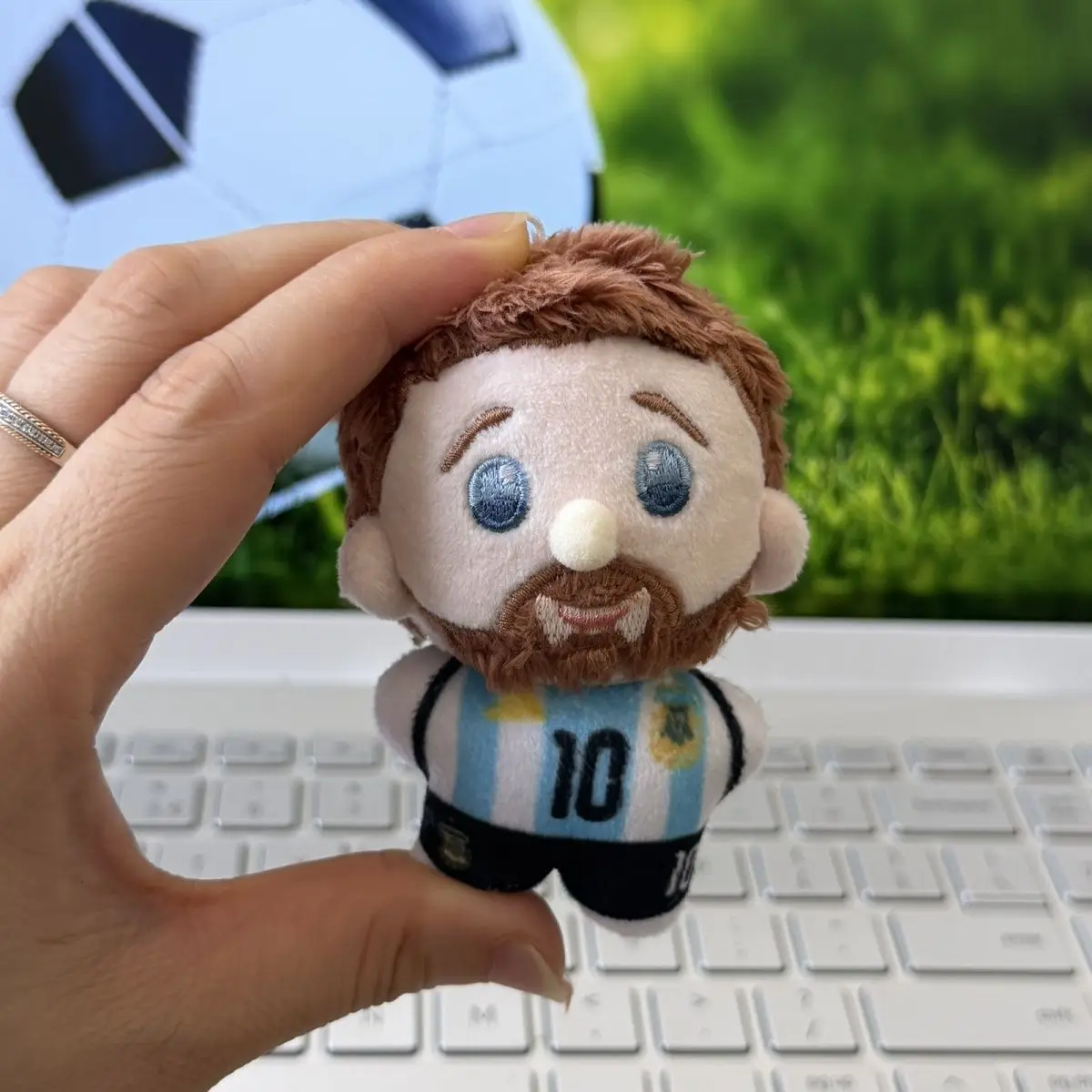 Haaland Bellingham Baumwollpuppe 7,5cm Mini Plüschtier Weltmeisterschaft Souvenir Sammlerfigur Anhänger Taschenanhänger Geschenk für Fans – Detail 11
