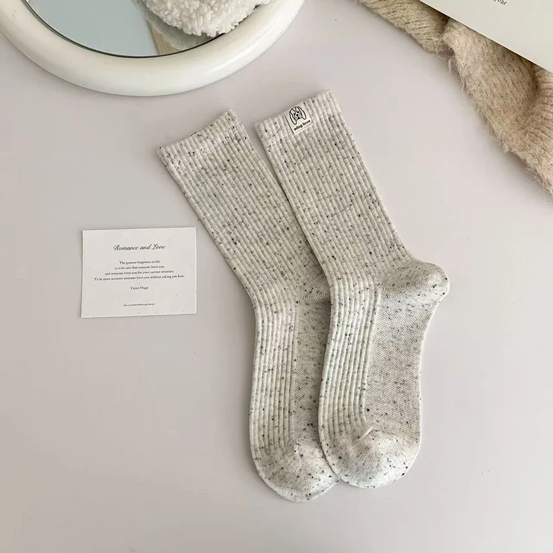 1/5 Pairs Frauen Herbst Winter Kleine Hund Muster Mitte Rohr Socken Modische Koreanische Stil Weiche Bequeme Alle Saison Casual socken – Detail 12
