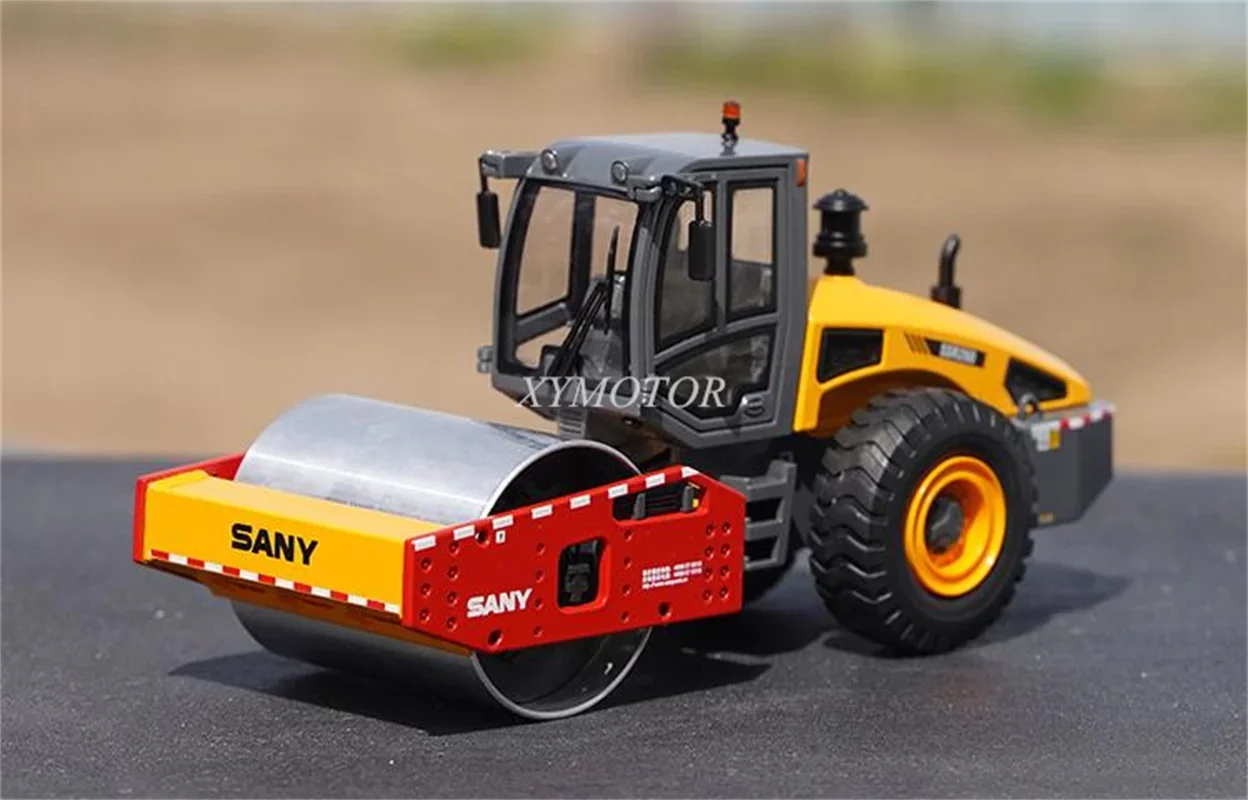 For SANY 1/35 SSR260 Single Drum Roller Metal Diecast Model Car Truck Kids Toys Girls Collection Ornaments Display