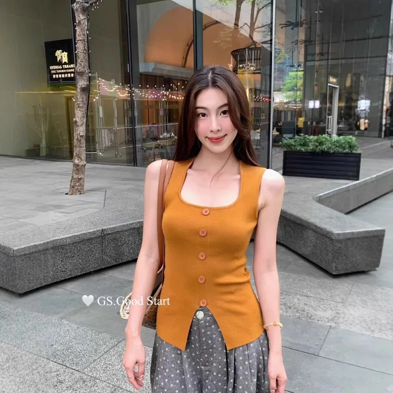 

Summer American Fashion Retro Hong Kong Style Sleeveless Inner Tank Top Knitted Shirt Women's High End Top Female Clothing