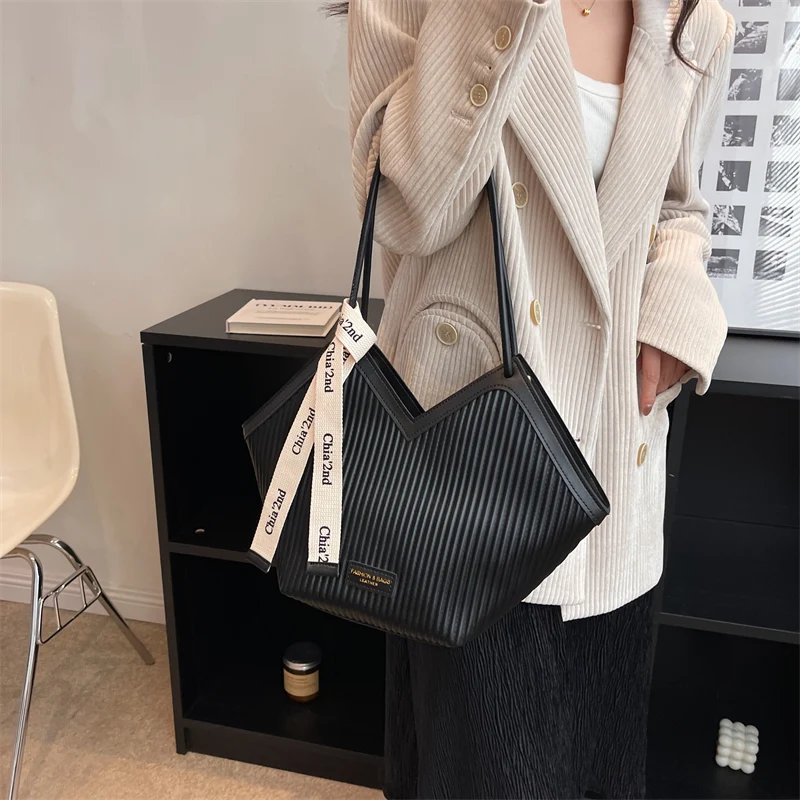 Large Tote Bags for Women Trend 2024 Designer Luxury Irregular Shoulder Bag PU Leather High Quality Aesthetic Women\'s Handbag