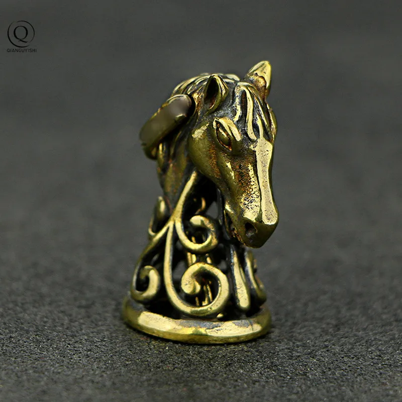 Vintage Copper Horse Head Bell Small Pendant for Car Key Holder Keychain Brass Lucky Animal Bells Keyrings Hanging Jewelry Gifts