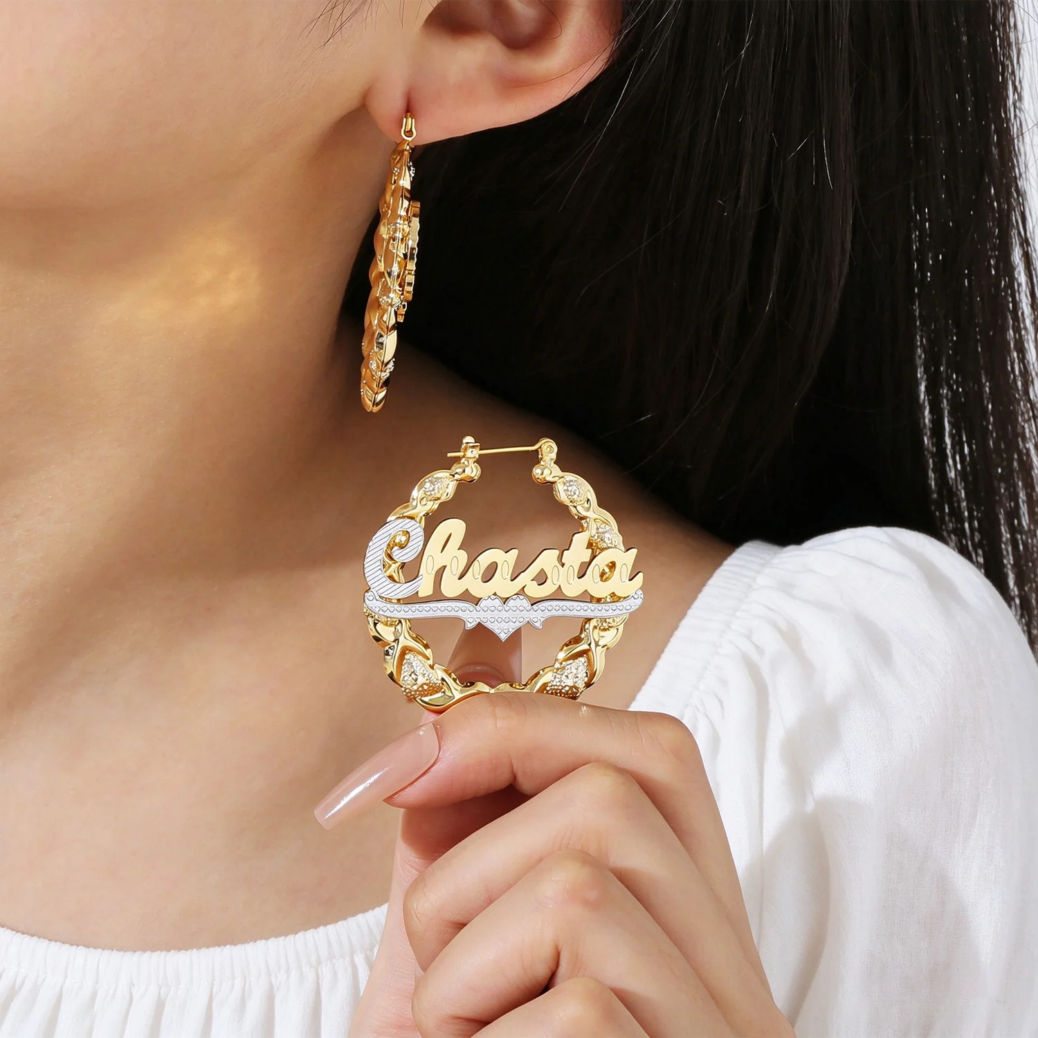 Qitian Custom XOXO Hoop Name Earring XOXO Two-Color Heart Names Earring Nameplate Personalized Jewelry For Women Birthday Gift