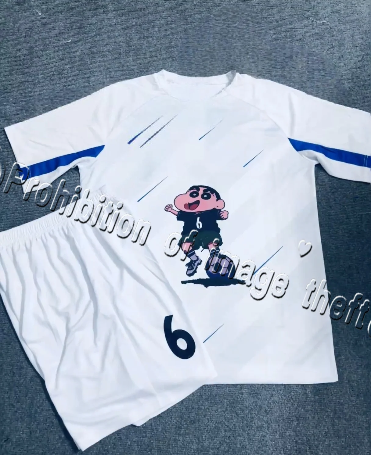 25/26 Venta caliente Crayon Shin Chan tamaño 6/7 voleibol fútbol pantalones cortos de manga corta 3D de secado rápido conjunto de dos piezas para hombres y mujeres