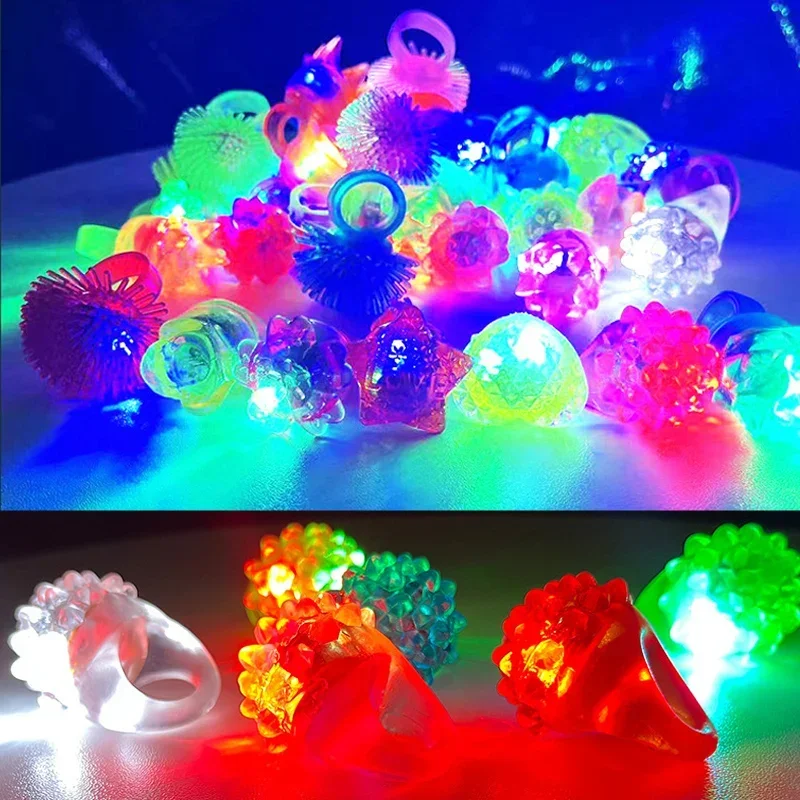 50 Stück leuchtende Ringe, holpriges Gelee, Gummiring, leuchtende Partybevorzugung, Fingerlichter für Kindergeburtstagsfeier, Weihnachten, Halloween, Festival
