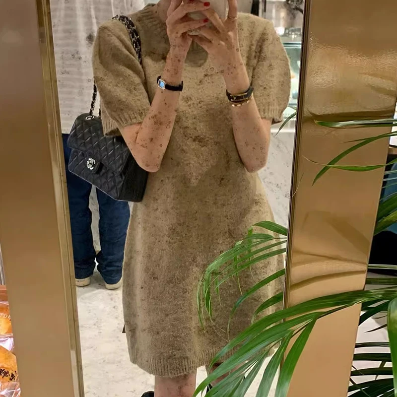 Vestido Casual de Malha com Decote Redondo e Manga Curta para Outono e Inverno, Moda Fena, Camada Base Confortável e ia