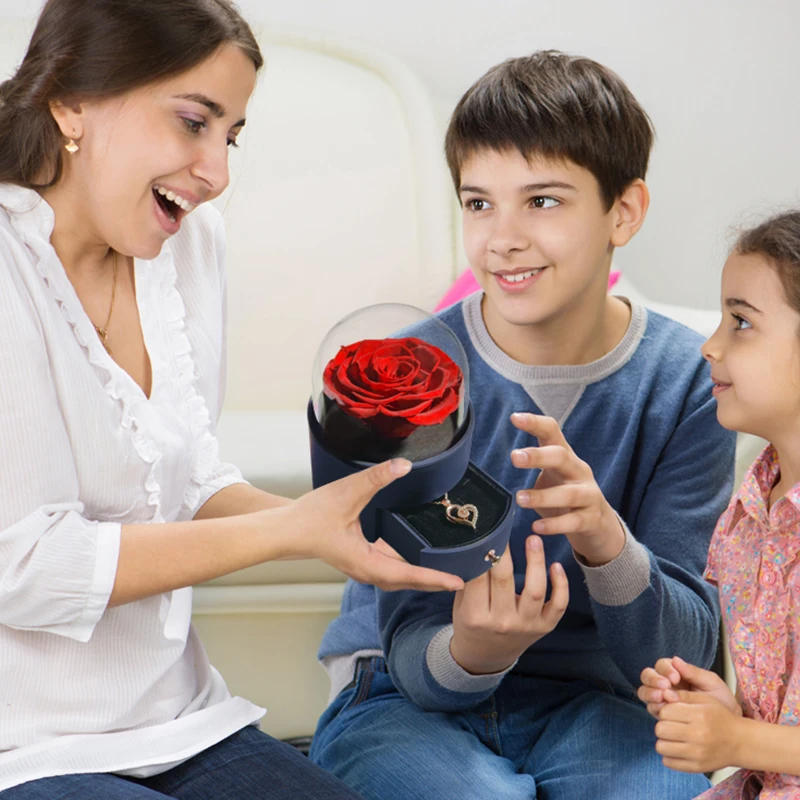 Thumbnail 2 - #16 Trending Dried Flowers Right Now