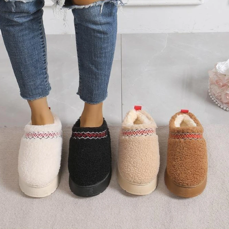 

Женские зимние ботинки 2025 года, новые зарубежные ботинки больших размеров, теплая повседневная верхняя одежда, хлопковая обувь, женские нескользящие ботильоны без шнуровки на мелком каблуке