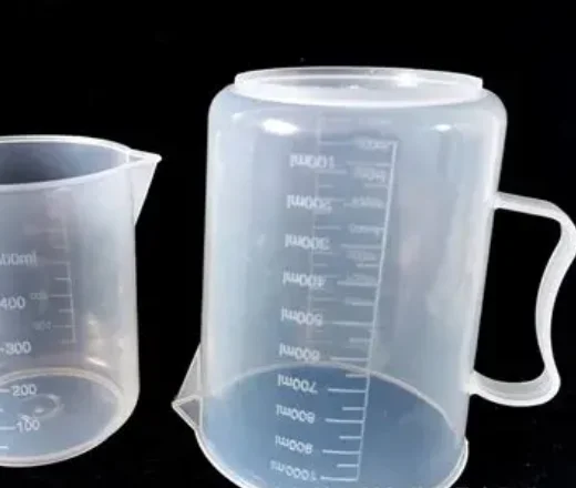 

250/500/1000/2000ml Plastic Measuring Cup Transparent with Scale Lid Handle Lab Beaker