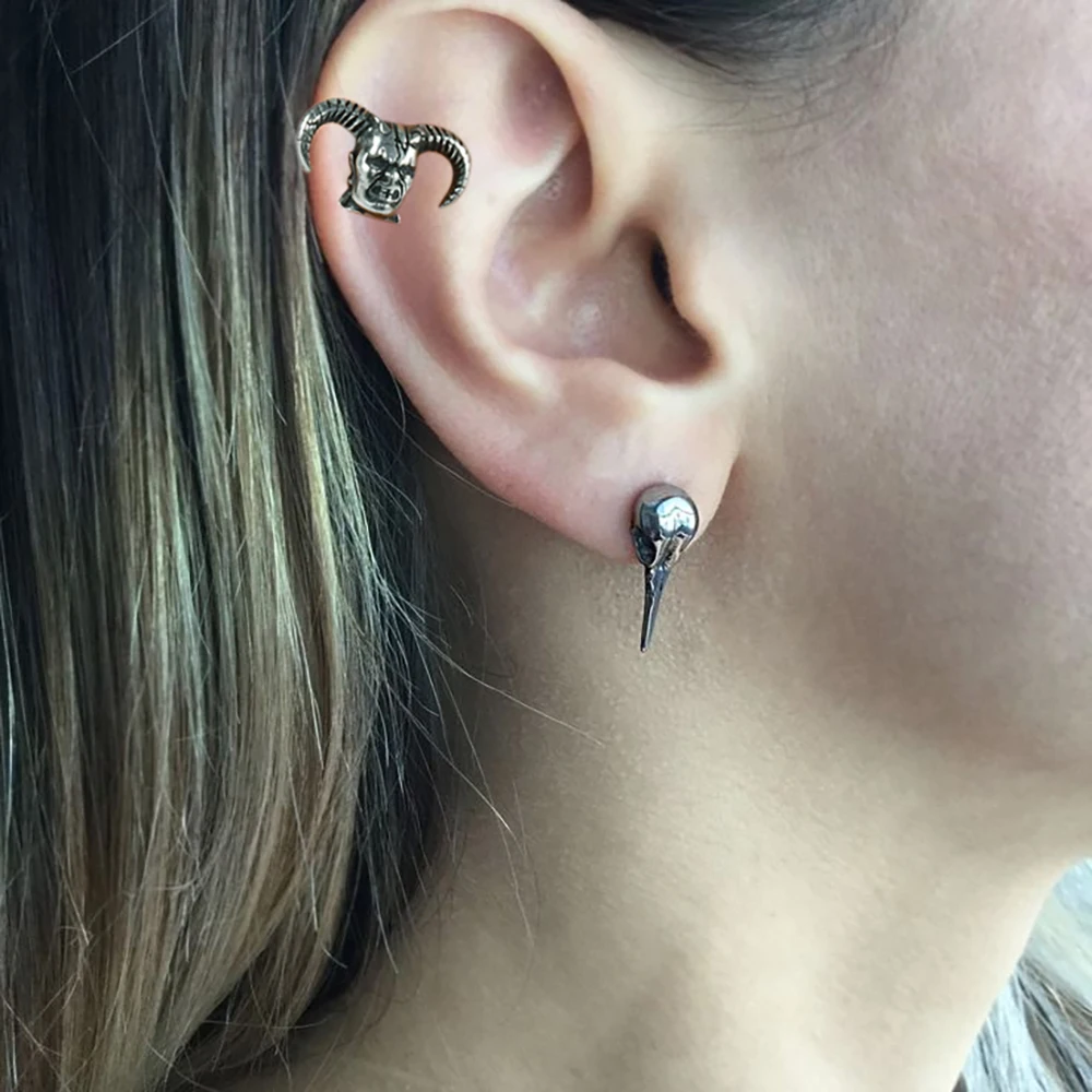1-10PCS Punk Surgical Steel Oil Drip Bat Lizard Sheepshead Owl Earring 20g Piecing Cartilage Helix Tragus Ear Stud Body Jewelry