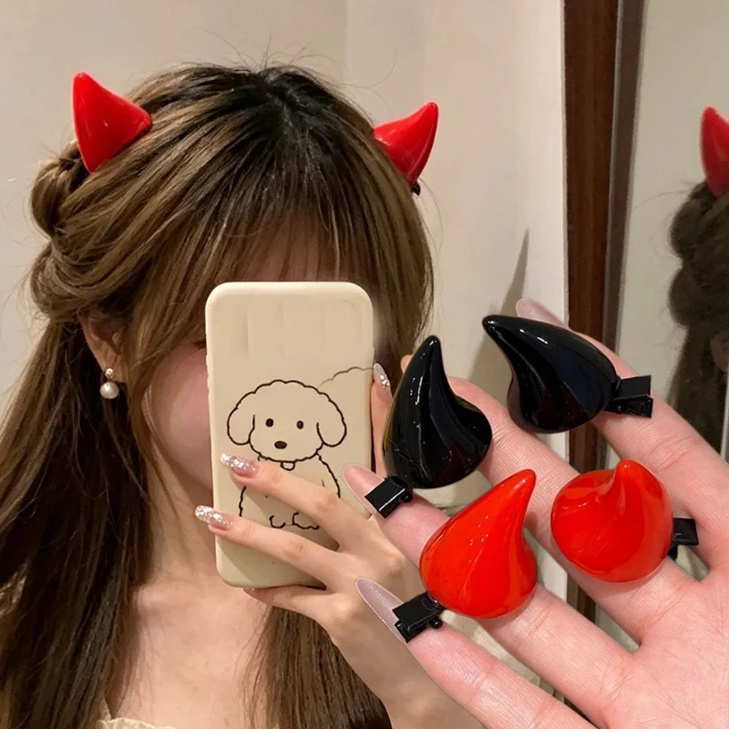 Kleine Dämonen-Cosplay-Haarspangen Ochsenhorn-Haarnadeln Niedliche Gothic-Haarspangen 2 Stück Kostümparty Damen Halloween Styling Haaraccessoires – Detail 1