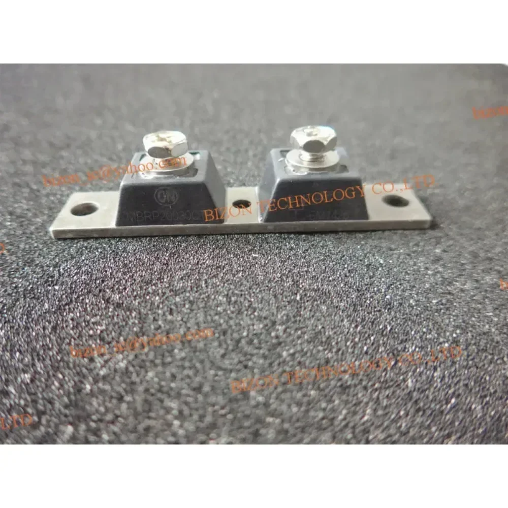 MBRP20030CT MBRP20030CTL MBRP30045CT MBR400100CTL D3120 MBRP40075CT الوحدة الأصلية الجديدة