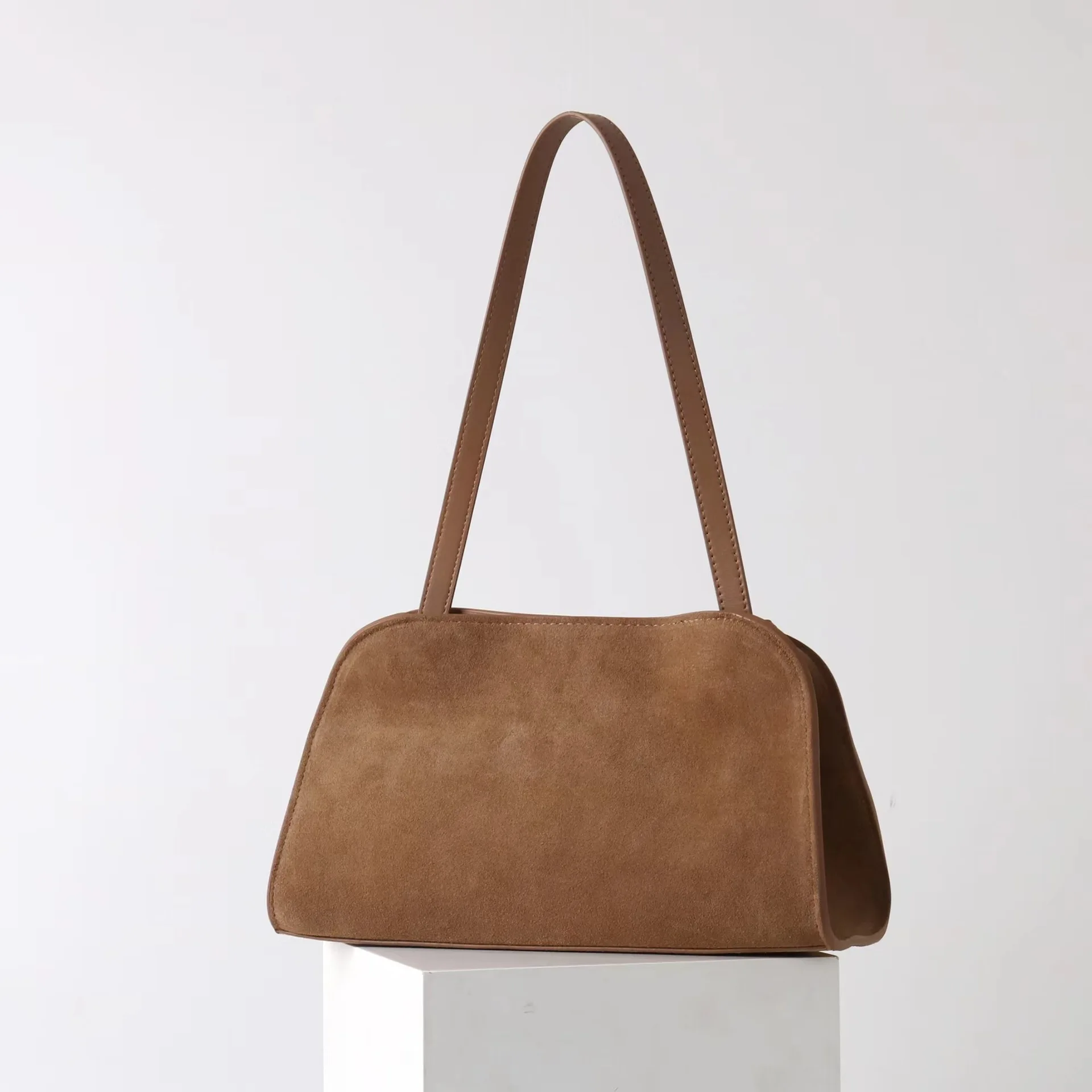 

Suede Women's Armpit Bag 2025 Autumn New Niche Frosted Cowhide Vintage One-Shoulder Crossbody Bag Fashionable Hand Tote Bag