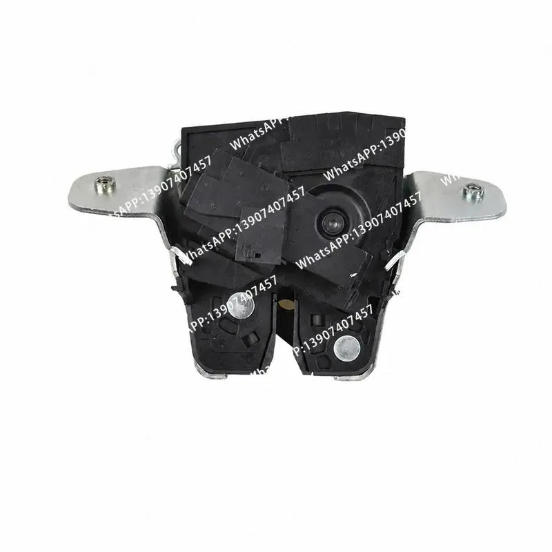 A2047401300 Car Latcher Tail Door Lock Machine Tail Cap Lock, Suitable for W204