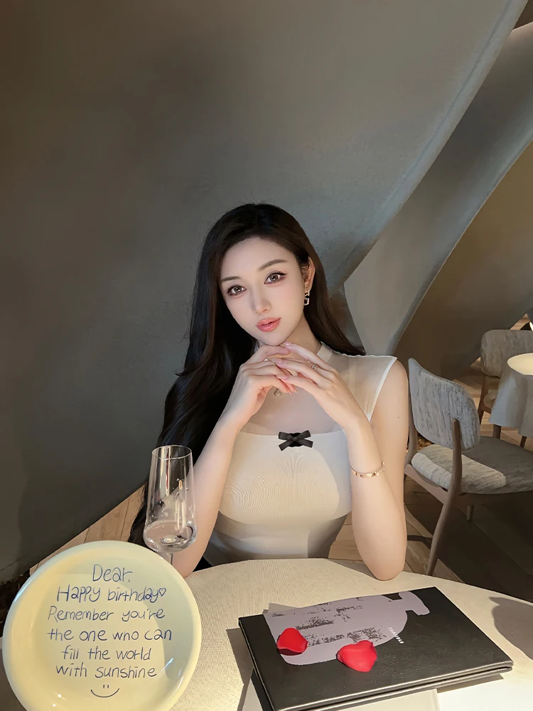 

Весенний модный вязаный жилет для женщин: элегантный, в стиле пэчворк, с эластичными вставками, верхняя одежда