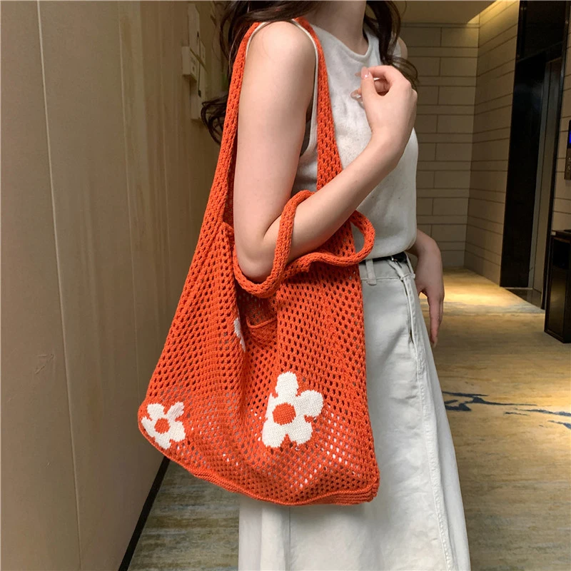 Fashion Sweet Flower Knitted Hollow Tote Bag Large Capacity Shopping Bag Ladies Simple Retro Shoulder Bag Handbag for Women