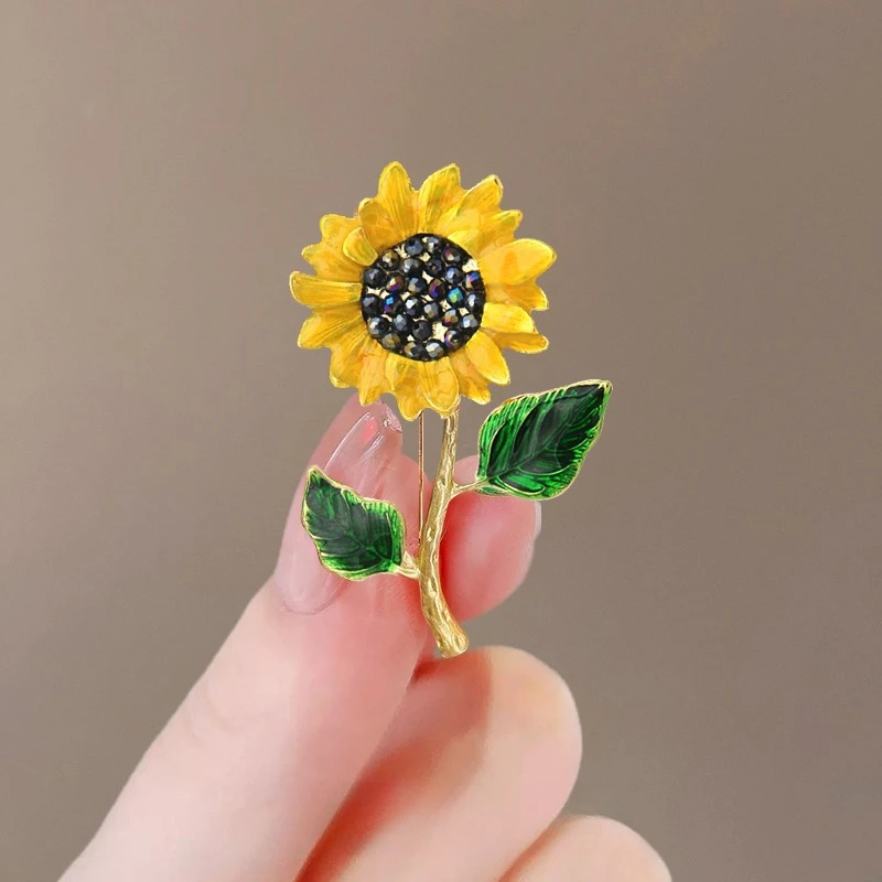 1 Pc Of Sunflower Brooch Gift, High-end Women's Exquisite Suit Corsage, Elegant Coat Pin, Accessory
