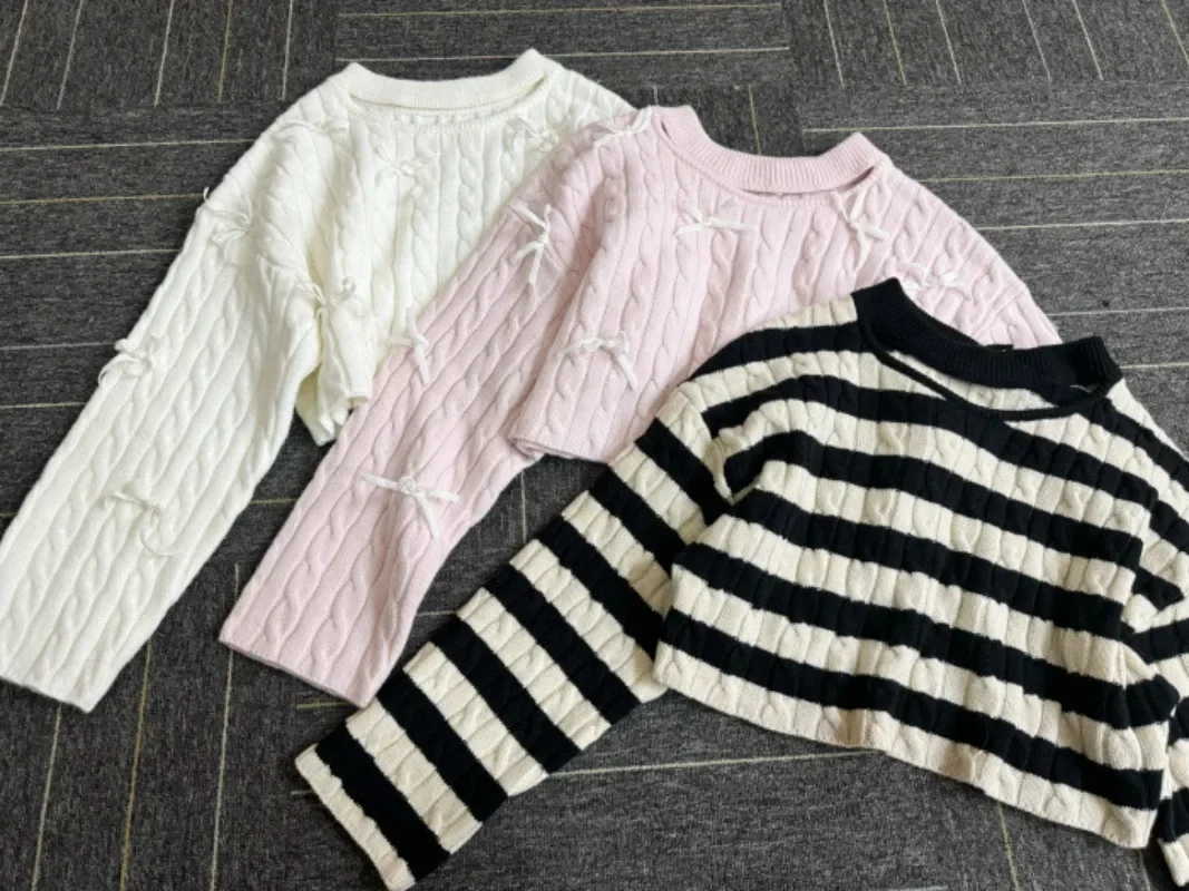 Japan Stil Bogen Perlen Süße Pullover Aushöhlen Oansatz Langarm Lose Stricken Pullover 2024 Herbst Winter Warme Weiche Pullover