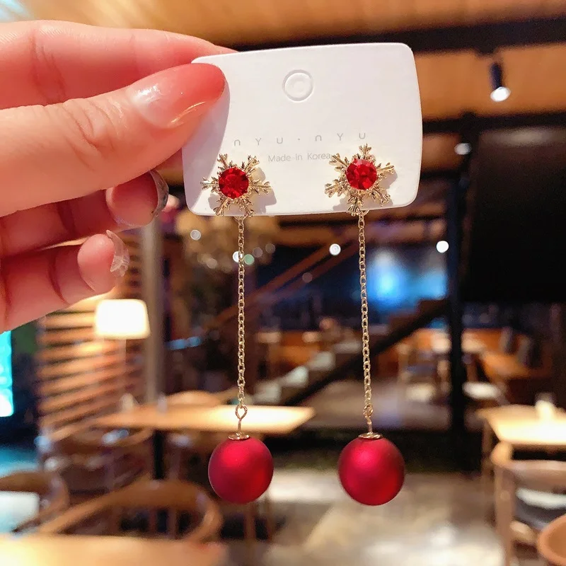 لامعة الأحمر كريستال عيد الميلاد مطلية بالذهب ندفة الثلج الزركون شرابة أقراط للنساء استرخى هوك عيد الميلاد السنة الجديدة مجوهرات الحفلات