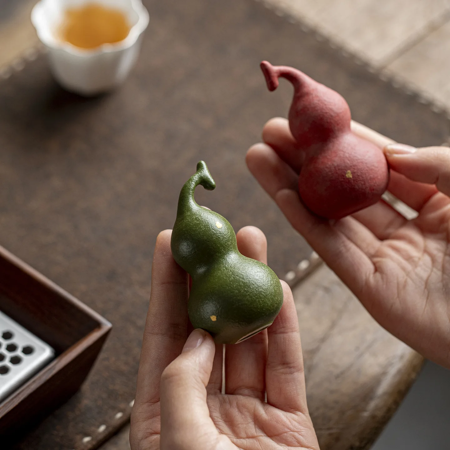 Raw Ore Clay Orange Green Gold Sprinkled Small Tang Horse Tea Pet Tea Making Desktop Ornaments Home Cartoon Tea Toys