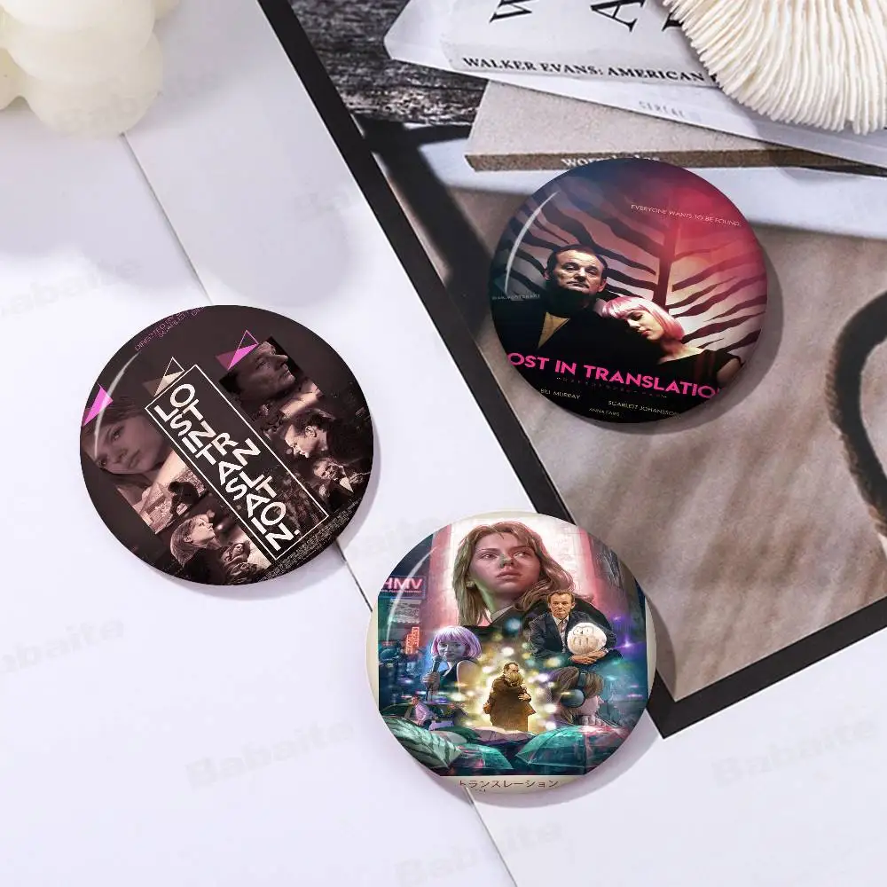

Lost in Translation Classic Movie Creative Tinplate Soft Button Pins Animal Icon Brooch Lapel Backpack Badge Accessories Pin