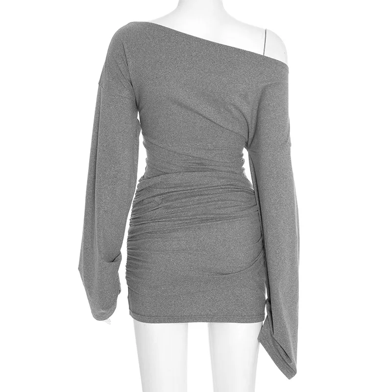 Frauen Sexy Side Twist Geraffte Bodycon Mini Kleid Geneigte Schulter Volle Hülse Dünne Beiläufige Streetwear Fashion Party Clubwear
