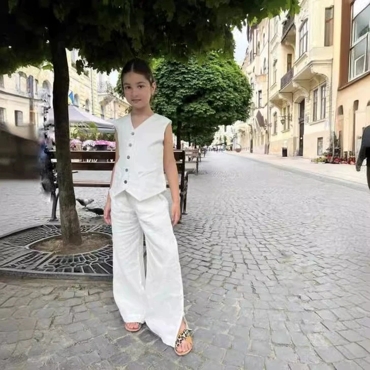 2026 New Eastern European Girls Spring Summer Cotton Fashion Vest Wide Leg Pants Children Casual Two-piece Set