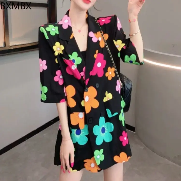 

Модный костюм с цветным цветочным воротником, женская куртка с рукавами пять четвертей, новинка лета 2025 года, свободный и универсальный верхний прилив