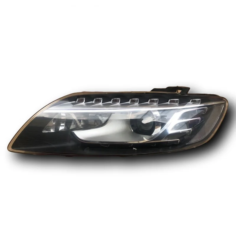 Suitable For 2012-2016 Audi Q7 Headlight Assembly, Old Model Upgrade And Modification To New High-End LED Headlights, Used Car P