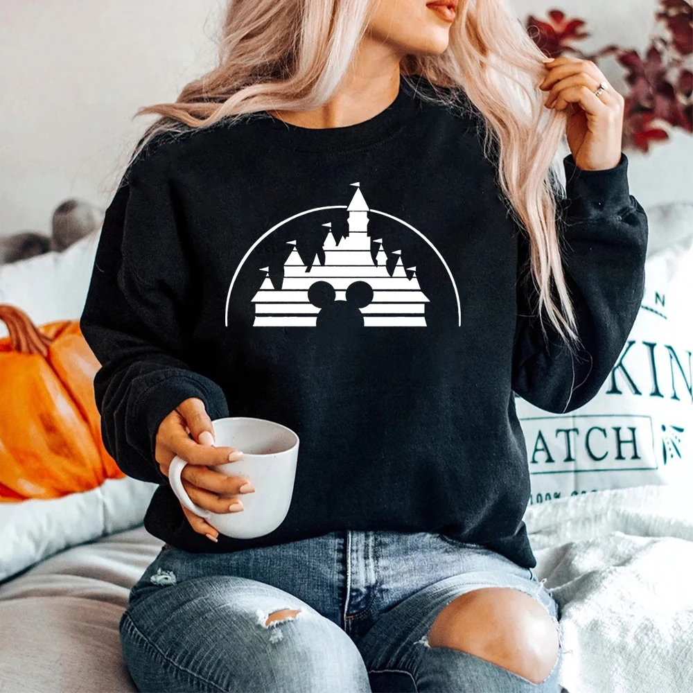 Retro Home Castle Sweatshirt The Magic Kingdom Mouse Graphic Pullover Cute Minnie Jumper Family Vacation Sweatshirts Kawaii Tops