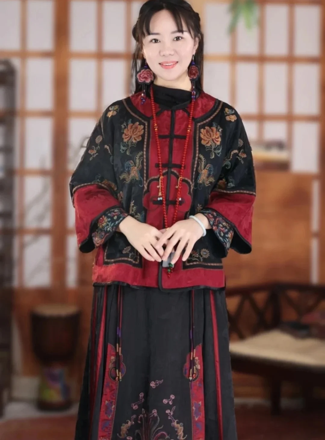 Luxury customized clothing Chinese style Rayon jacquard Hanfu spring tops Vintage embroidery patchwork loose coats
