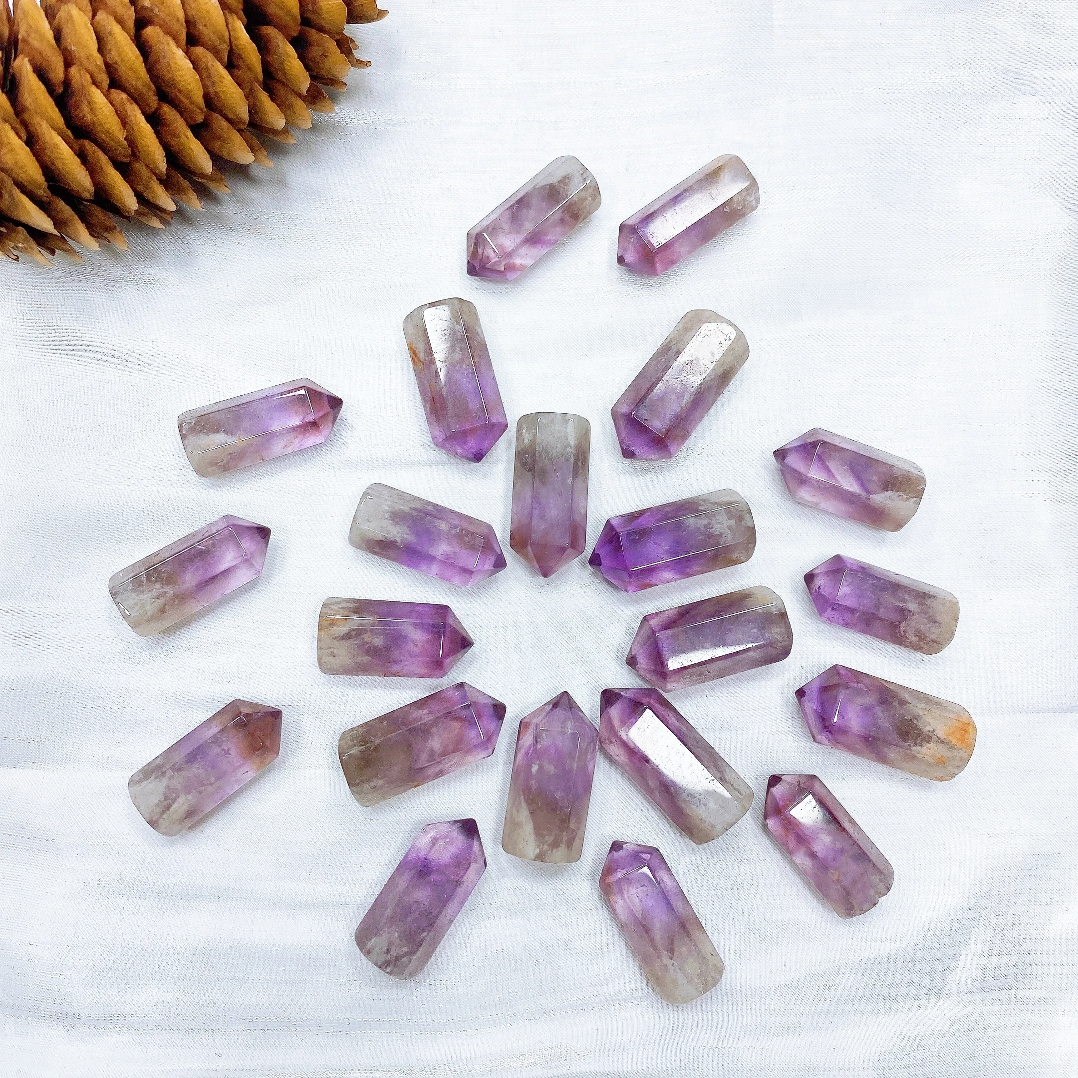 

25mm Natural Mini Amethyst Tower Crystal Quartz Stone Point Meditation Reiki Healing Home Decoration Ornament Pocket Gift