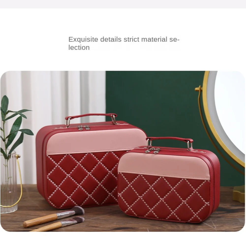 Portable Large Capacity Plaid Makeup Bag Square Bag Wear-resistant PU Makeup Bag Durable Organizer Cosmetic Bag Female