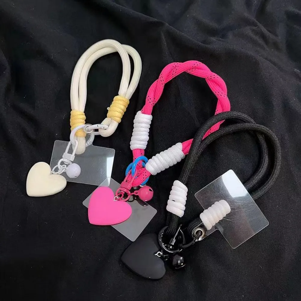 Soft girl Instagram cute little love bell mobile phone case lanyard, creamy wristband hanging item key camera chain