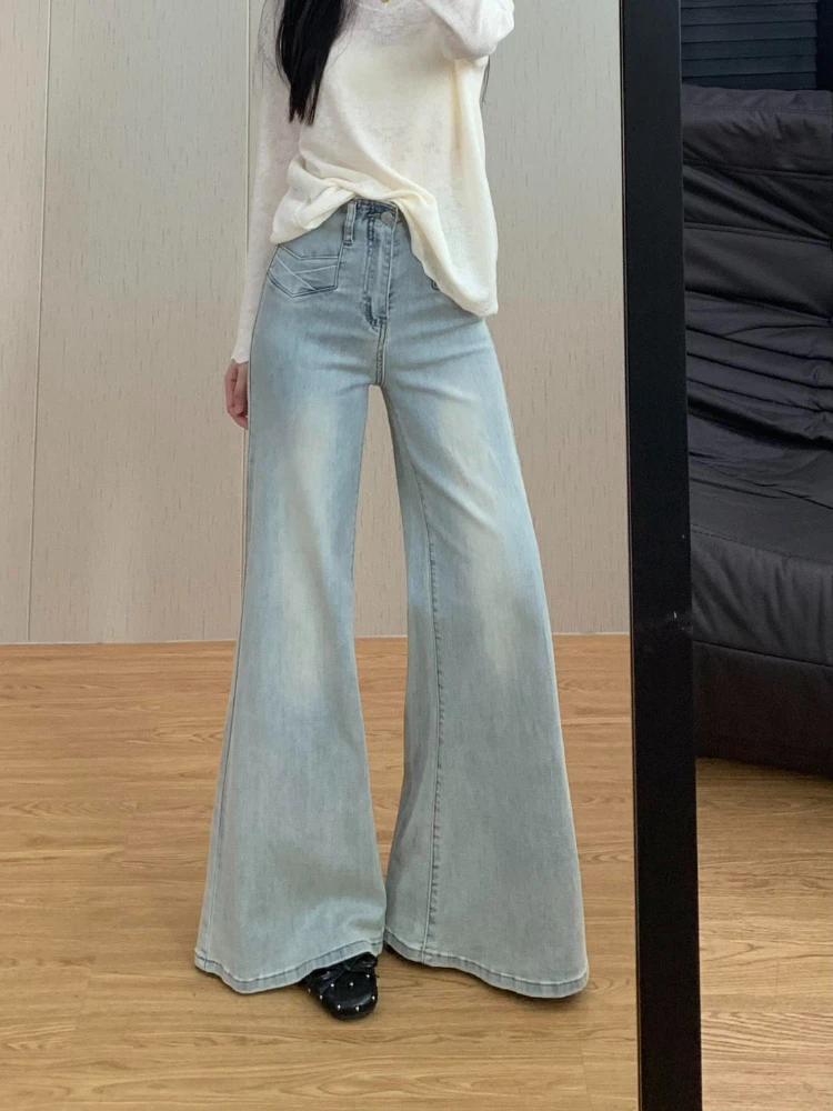 Fashion Autumn Light Blue Women Flare Jeans Petite High Waist Loose Figure-flattering Non-cling Wide Leg Bootcut Denim Pants