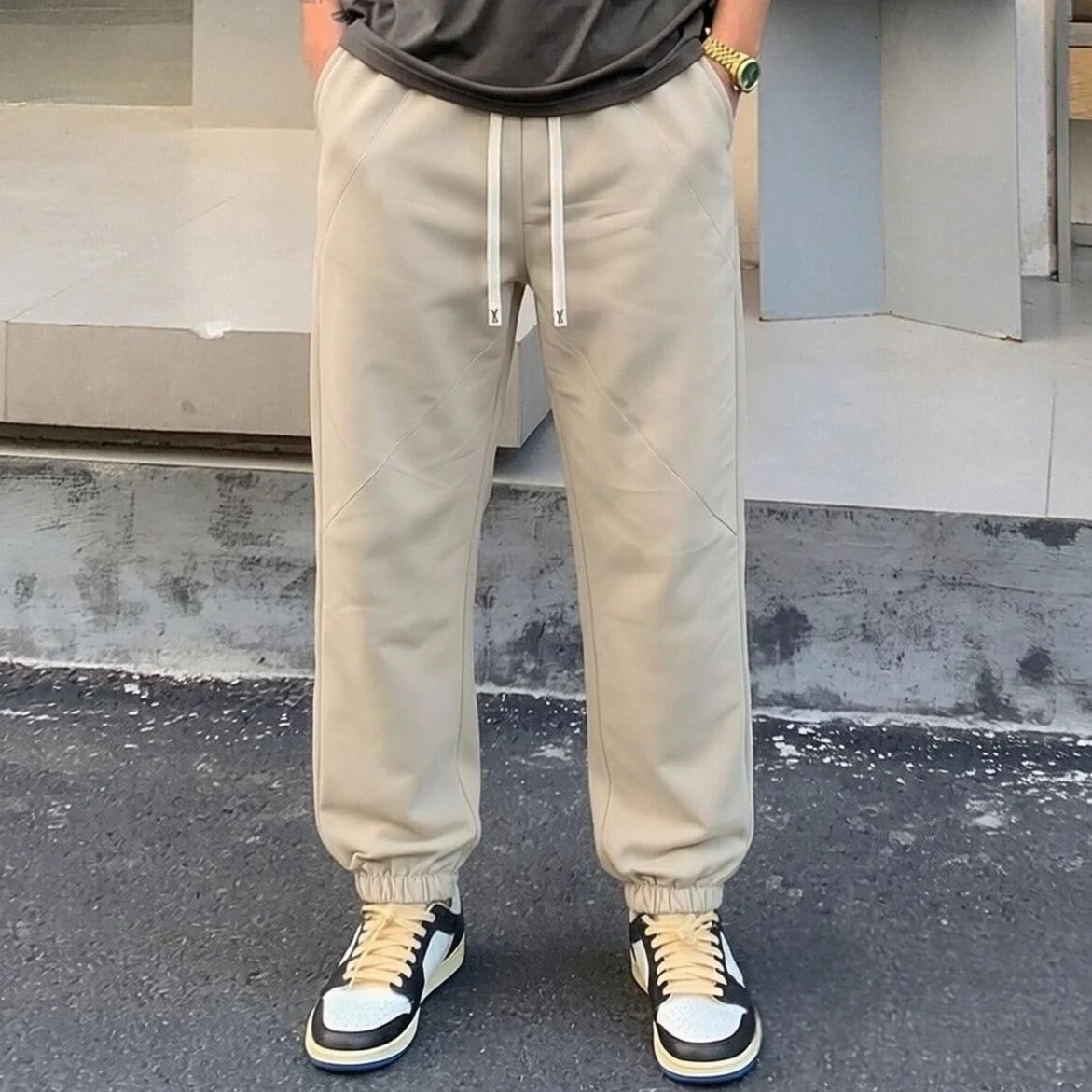 Men Cream Jogger Sweatpants Diagonal Splice Stitching Contrast Drawstring Elastic Waist Cuffed Ankle Loose Streetwear Pants