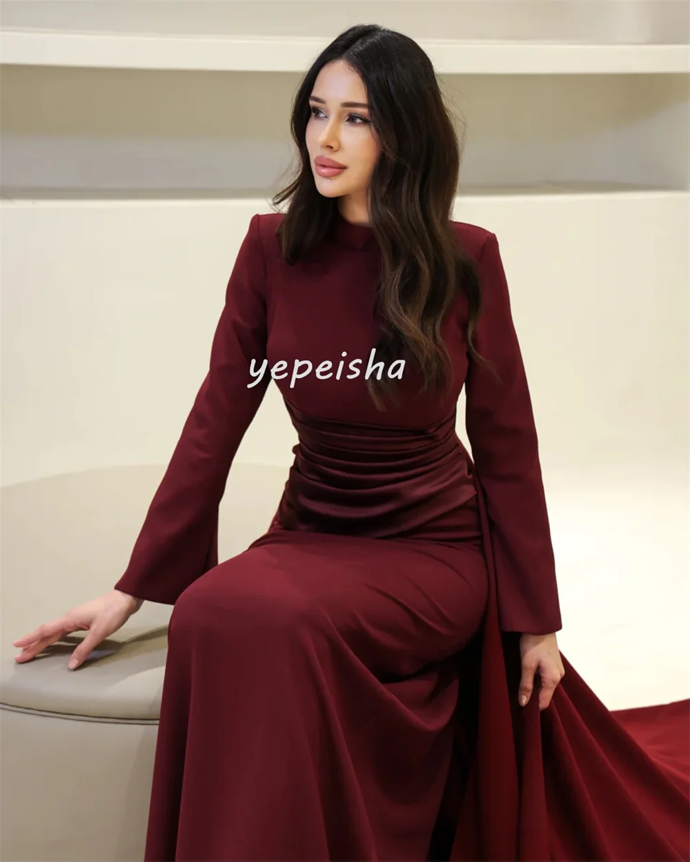 Gaun Panjang Kerah Tinggi A-line Terbungkus Jersey Gaya Modern Kustom Gaun Acara Dipesan Lebih Dahulu Formal Elegan Indah