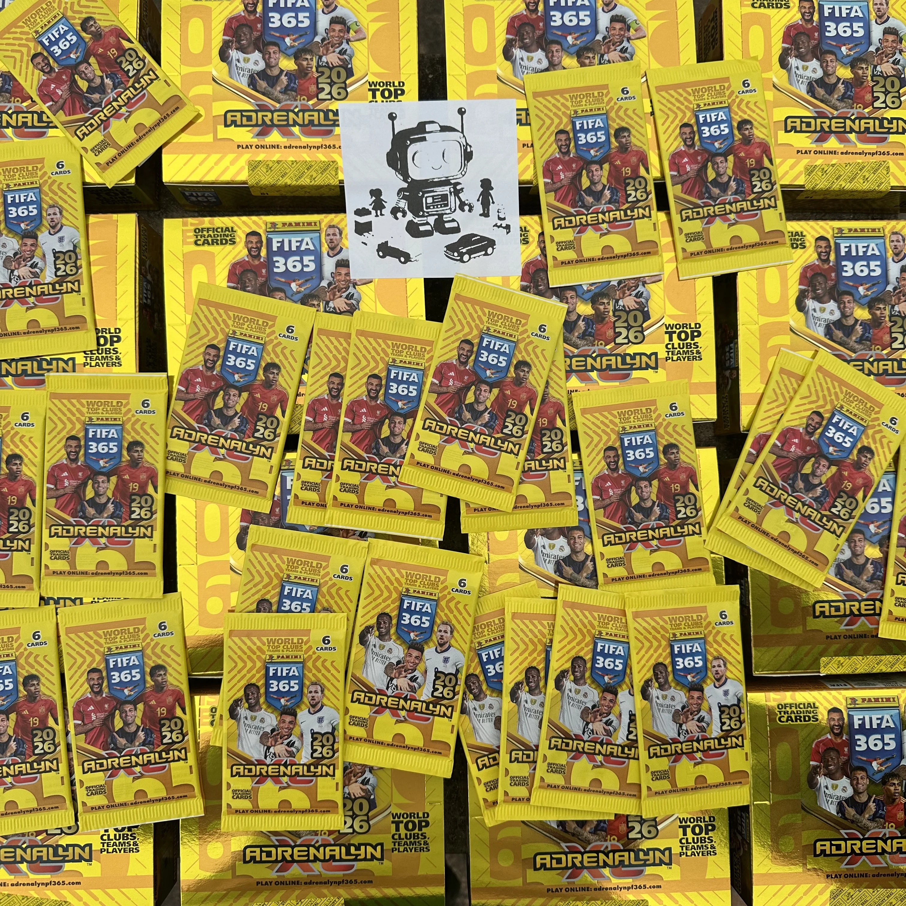 

Новая коллекция карточек Panini FIFA 2026: 365 карточек Adrenalyn XL с лучшими клубами, командами и игроками мира. Коллекционные карточки для фанатов, подарок, игрушка.