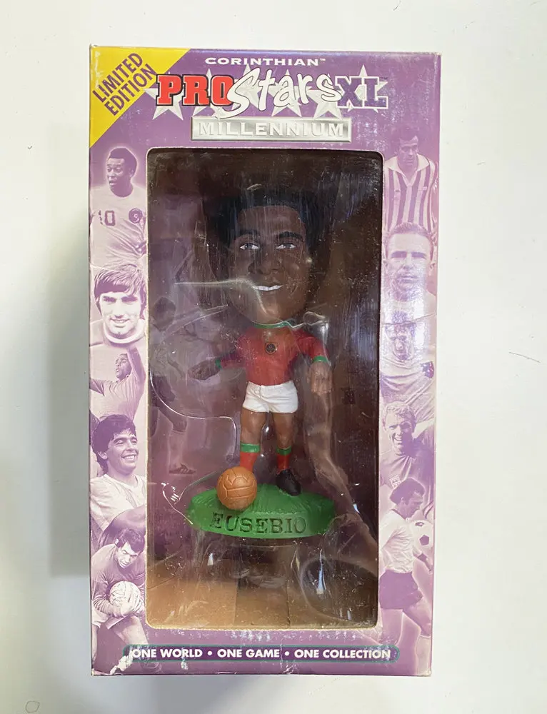 Corinthian Prostars Millennium Eusebio Portugal XL010 Figurine Statue: Eusebıo’yu Tanıma ve Değerlendirme