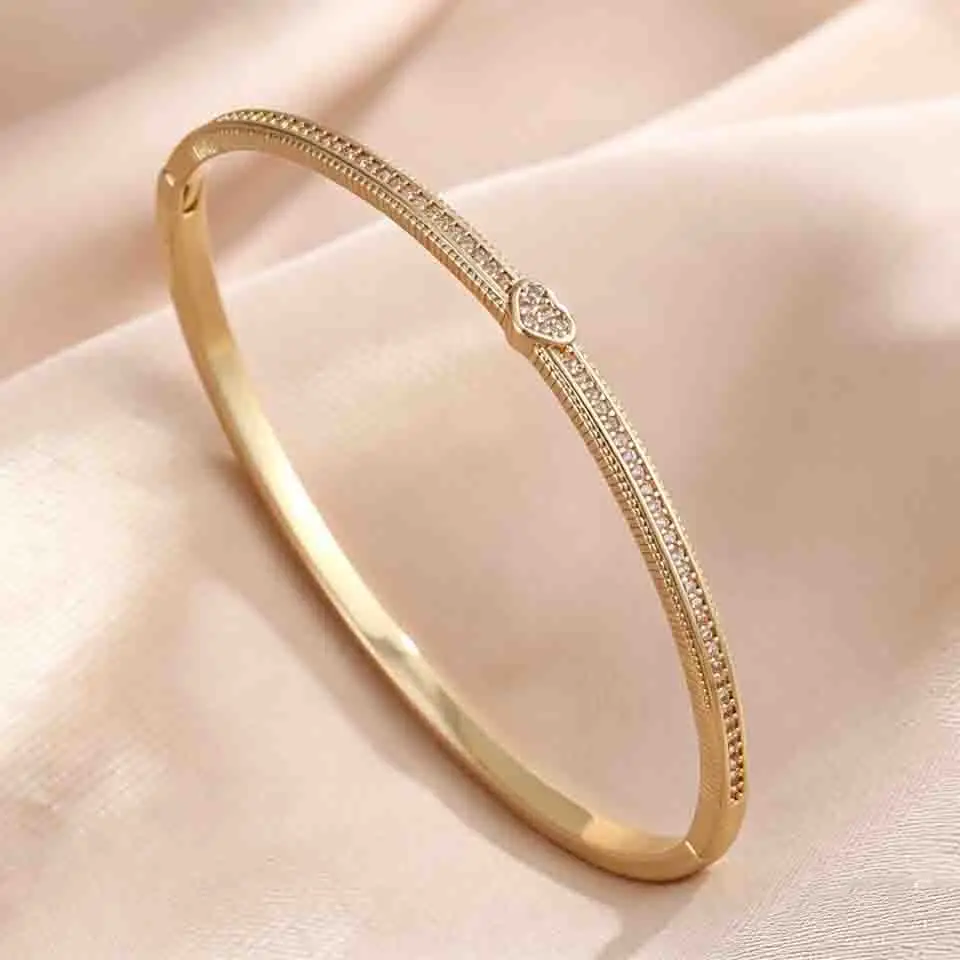 Image of Yupsk 1 Stück Luxus-Herz-Zirkonia-Armband für Damen, exquisiter, schlichter Kupfer-Armreif mit vollständigem CZ-Besatz, Schmuckgeschenke