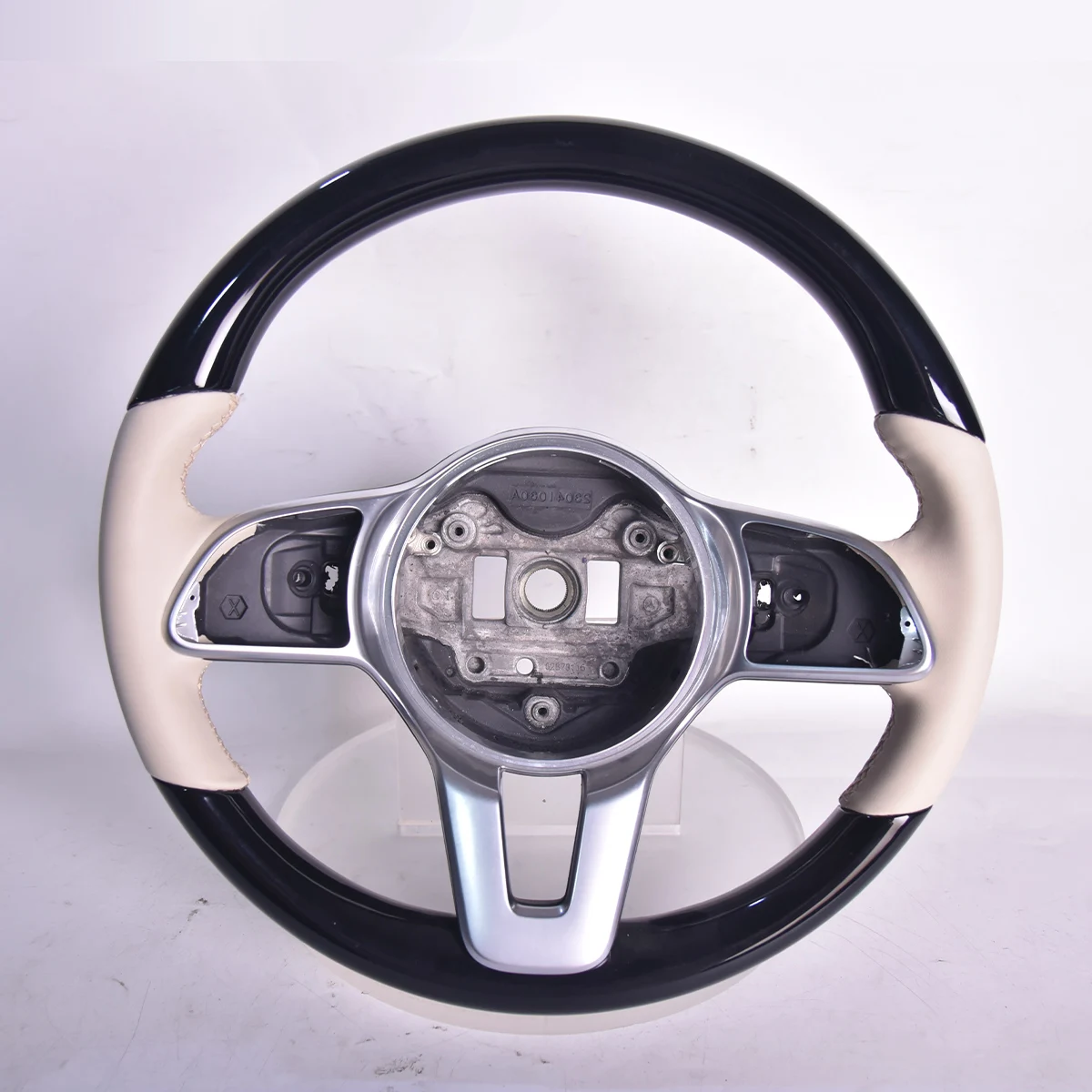 Black Piano Lacquer Leather Steering Wheel, Suitable For Mercedes-Benz GLE, GLS, GLA, GLB, GLC, GLS450, and GLS400.