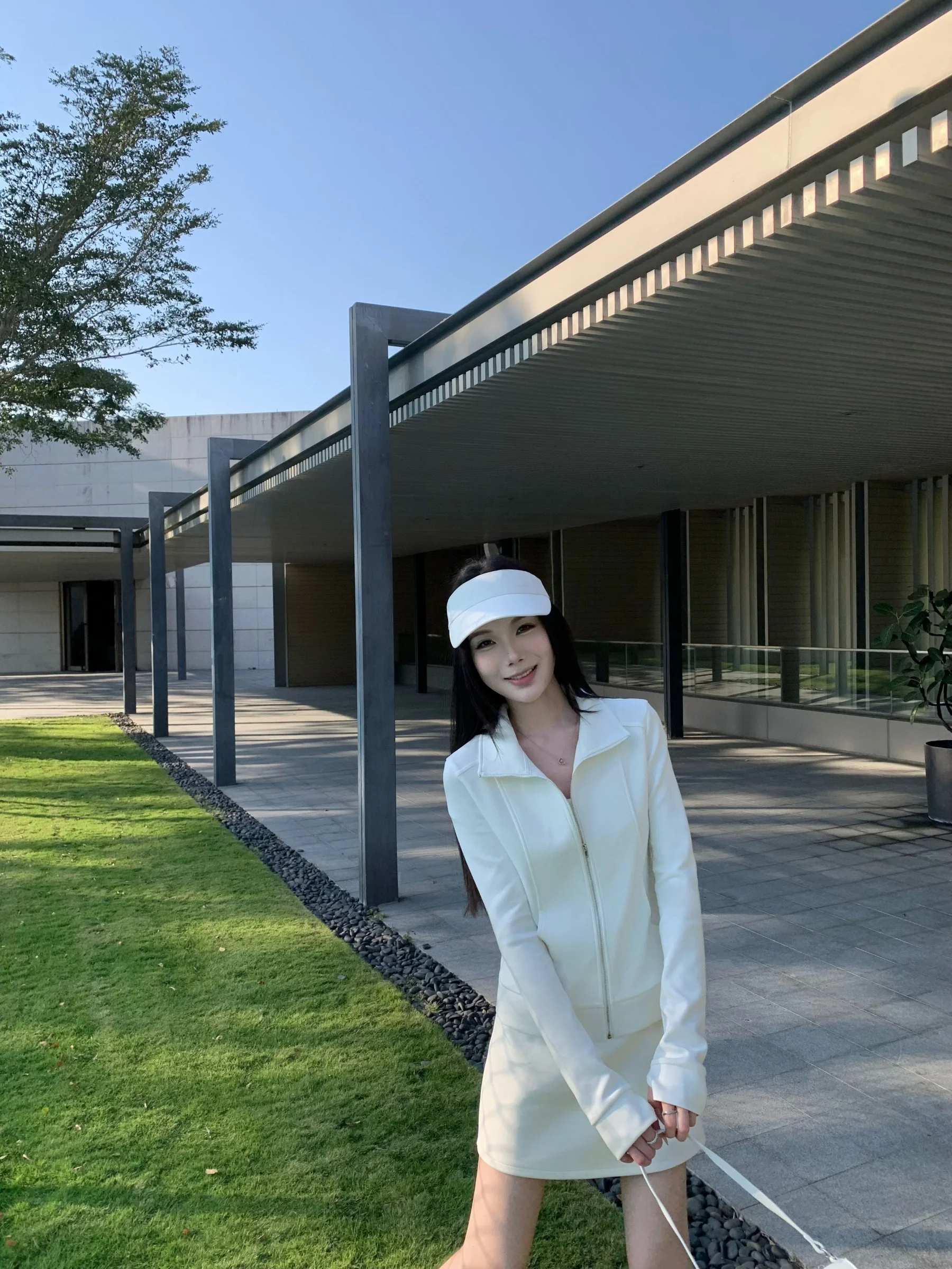 

Комплект 5werkwen Oxygen Beau: худи на молнии и юбка, весенняя модная женская одежда, повседневная одежда, длина рукава до плеча