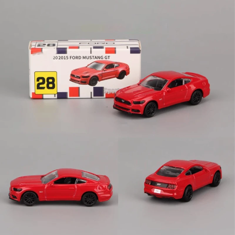

Литой под давлением масштаб 1:64 Ford Mustang GT 1967 2015, имитация сплава, модель автомобиля, статический дисплей, Коллекционная игрушка, подарок, сувенирное украшение