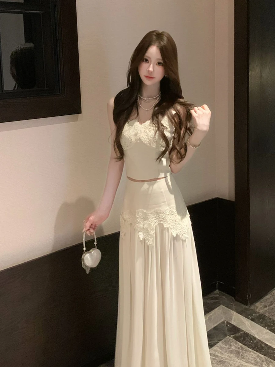 

Summer 2026 Slimming Lace Embroidery High Waist Vest And Skirt Set Women's Fashion Casual Wear V-Neck Sleeveless Garment
