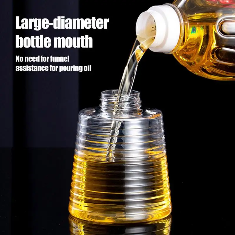 Spruzzatore di olio per cucinare Bottiglie spray automatiche per barbecue Bottiglia di spazzatura portatile Gadget da cucina per cucinare friggere Grigliare