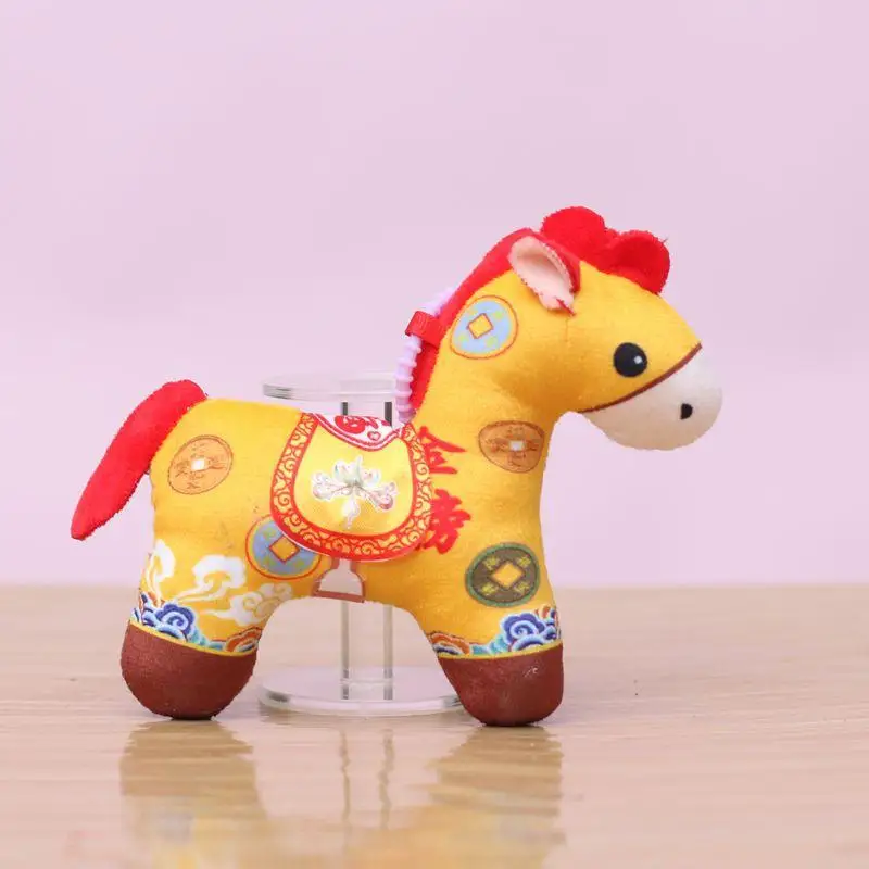 1 pçs dos desenhos animados pônei boneca decoração bonito saco pingente 2026 ano novo chinês mascote cavalo de pelúcia chaveiro presentes