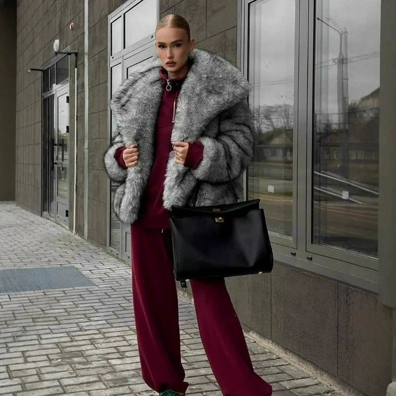 

Осенне-зимнее модное уличное серебряное пальто с имитацией лисьего волоса, искусственного меха, женское короткое пальто в ленивом стиле